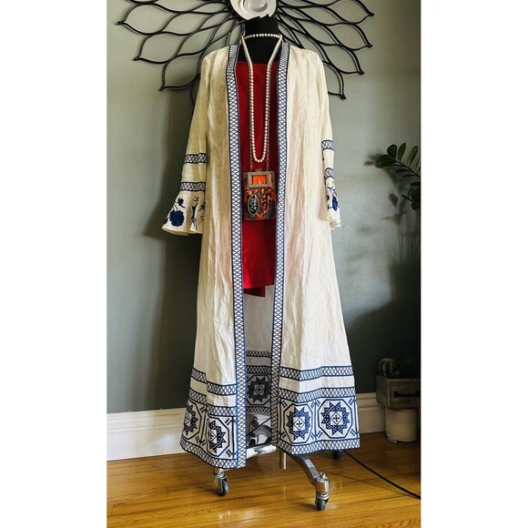 ALEXIS Belia Embroidered  Dress S pure linene  long sleeves embroidered “No belt - Picture 4 of 16